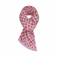 「Monogram stole pink」（8万4,000円）