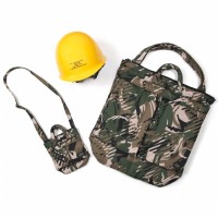 N.ハリウッド（N.HOOLYWOOD）「2WAY HELMET BAG + ヘルメット」（5万6,000円）、「2WAY HELMET BAG MINI」（2万8,000円）