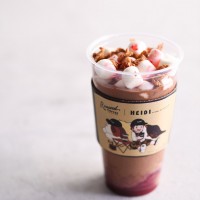 「アルプスの少女ハイジコラボ ストロベリーホットチョコレート」（630円）