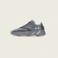 アディダスとカニエ・ウエストの「YEEZY BOOST 700」に新色グレーが登場!