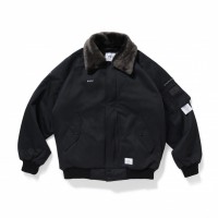 ダブルタップス（WTAPS）×寅壱「PILOT JUMPER 02」（2万7,000円）※伊勢丹新宿店限定10月16日発売