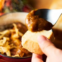 大阪・中津の人気カレー店「アイリッシュカレー」と嵜本がコラボ!