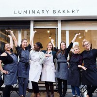 女性エンパワーメントに取り組む「ルミナリー・ベーカリー（Luminary Bakery）」