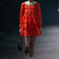 グッチ（GUCCI）が、2020-21年秋冬メンズコレクションショーをイタリア・ミラノのパラッツォ・デッレ・シンティッレ（Palazzo delle Scintille）で開催した。