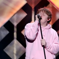 NEW YORK, NEW YORK - DECEMBER 13: Lewis Capaldi performs onstage during iHeartRadio's Z100 Jingle Ball 2019 Presented By Capital One on December 13, 2019 in New York City.