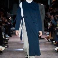 【ルック】ウジョー2020–21秋冬コレクション