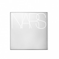 「NARS ナチュラルラディアント ロングウェア クッションファンデーション ケース 5297」（1,300円）