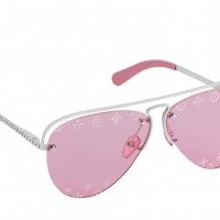 「GREASE SUNGLASSES」（7万9,000円）