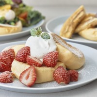 スフレパンケーキ専門店フリッパーズ（FLIPPER'S）