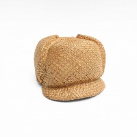 「Traditional Austrian straw hat」（3万6,000円〜4万2,000円） 4月20日より、パスザバトンオンラインショップにて販売中。