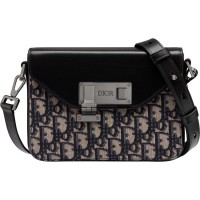 “DIOR LOCK” バッグ 34万1,000円