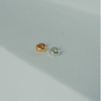 CLANE×TEN. EAR COMBI PLUMP RING （左）GOLD/素材：シルバー925に18金メッキ 1万5,400円 （右）SILVER/素材：シルバー925 1万3,200円