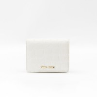 ＜MIU MIU／ミュウミュウ＞ウォレット 6万500円(予定価格)