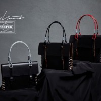 TSUPPARI BAG PRICE: 16万2,000円 (tax incl.) SIZE: W395/H290/D45 COLOR: BLACK/SILVER/RED