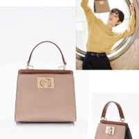 ＜FURLA／フルラ＞FURLA 1927 MINI TOP HANDLE 19 6万500円 9月上旬販売予定