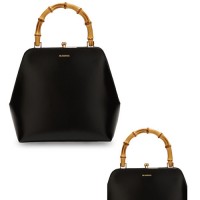 ＜JIL SANDER／ジル サンダー＞GOJI SMALL BAMBOO 23万9,800円 ※2022年11月25日（金）より価格改定を予定しております。新価格：28万3,800円