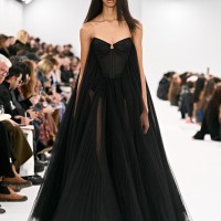 GIVENCHY FALL - WINTER 2023 WOMEN'S READY-TO-WEAR COLLECTION