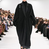 GIVENCHY FALL - WINTER 2023 WOMEN'S READY-TO-WEAR COLLECTION