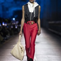 LOUIS VUITTON 2023ウィメンズ・プレフォール ファッションショー