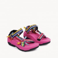 Chloé × Teva HARRICANE XLT 2 AMPSOLE 価格7万9,200円（税込）