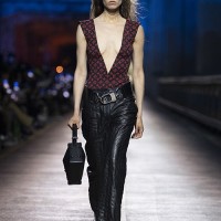 LOUIS VUITTON 2023ウィメンズ・プレフォール ファッションショー