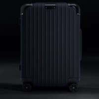 RIMOWA「DISTINCT Cabin」