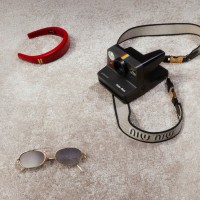 Polaroid X MIU MIU インスタントカメラ 10万8,900円（税込、予定価格）