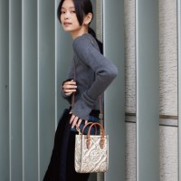 ＜TORY BURCH／トリー バーチ＞Tモノグラム エンボスメタリック ミニトート 6万500円（税込）