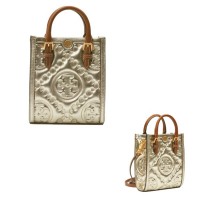 ＜TORY BURCH／トリー バーチ＞Tモノグラム エンボスメタリック ミニトート 6万500円（税込）