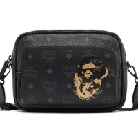 BAPE® X MCM AREN LUNAR NEW YEAR VISETOS POUCHCOLOR: BLACK 10万2,300円 (税込)