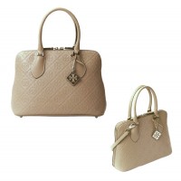 ＜Tory Burch／トリー バーチ＞Tモノグラム スウィング デボス ミディアム 9万4,600円 (素材:牛革／H20×W26×D9cm)