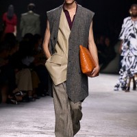 Bottega Veneta Summer 25 Show