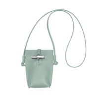 ＜LONGCHAMP／ロンシャン＞ ル ロゾ スマートフォンケース（フラップ付き） 4万6,200円 (素材:牛革／H17×W3.5×L9.5cm)