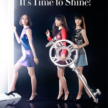 Perfume、ティファニーまとってヴォーグに登場。伊勢丹ジャックも