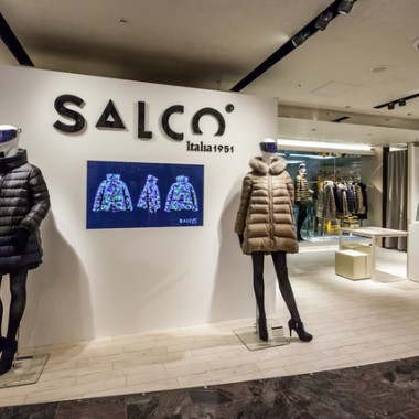 伊ブランド「SALCO」が新宿伊勢丹に日本初出店。若く美しくありたい女性へダウン提案