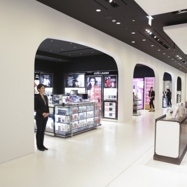 銀座三越に空港型免税店「Japan Duty Free GINZA」がオープン。関税、酒税、たばこ税も免税！