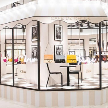 新宿伊勢丹にクロエの限定ブティック“CAFE DE CHLOE”オープン。デリシャスカラーの限定アイテムが登場