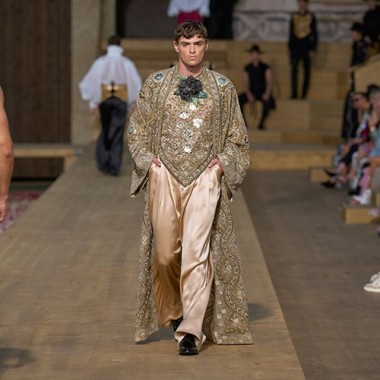 【ルック】ドルチェ&ガッバーナが男性用高級仕立服「アルタ サルトリア コレクション」を発表