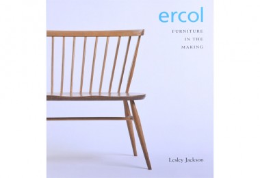 マーガレット・ハウエルが好む家具「ercol」ビジュアルブック【恵文社一乗寺店オススメBOOK】