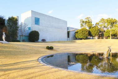 静寂の中、彫刻・文学・野の花に触れる―長泉町「クレマチスの丘」【富士の旅vol.1】