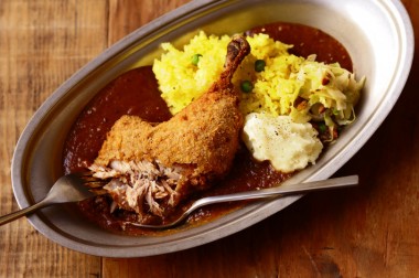 スペシャリティカレースタンド、J.S. CURRY 渋谷宮益坂店がニューオープン! 店舗限定カレーも登場