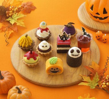 コワかわいいプチケーキやカラフルモンブラン。銀座コージーコーナーにおうちハロウィンを楽しむスイーツが登場