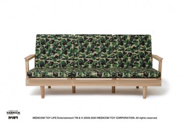 ベイプが「BAPE HOME」をスタート! APE HEADのテーブルやABCカモを施したソファなどがラインアップ