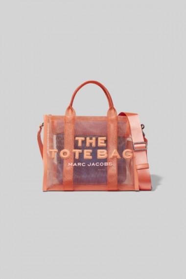 マーク ジェイコブスで人気の「THE TOTE BAG」が銀座三越に集結! メッシュ素材の新作も先行販売