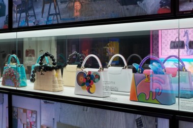 「LOUIS VUITTON &」開催。創業160余年を誇るルイ・ヴィトンのクリエイティブな交流やアーティスティックなコラボレーションを振り返る