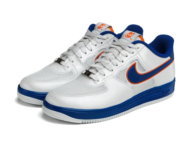 NIKE x BE@RBRICK LUNAR FORCE 11万4,700円