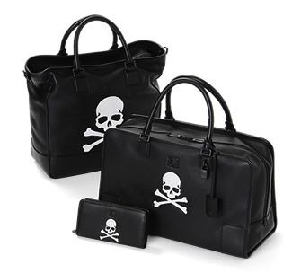 「ロエべ」バッグAMAZONA 24H（346,500円）、AMAZONA TOTE（304,500円）、ウォレット（87,150円）