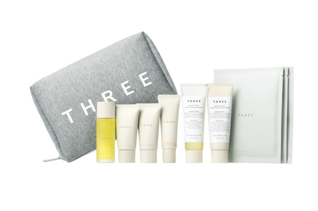 「THREE」のトラベルキット