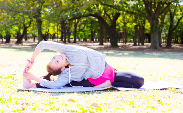 ”Yogini”として活躍、ストレッチブックやヨガグッズを手掛ける相楽のり子