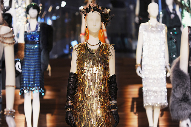 プラダニューヨーク・エピセンターで開催された「Catherine Martin and Miuccia Prada Dress Gatsby」展の様子